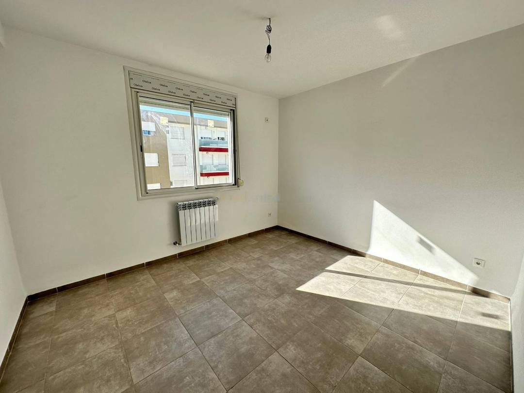 Location Appartement F4 Birkhadem