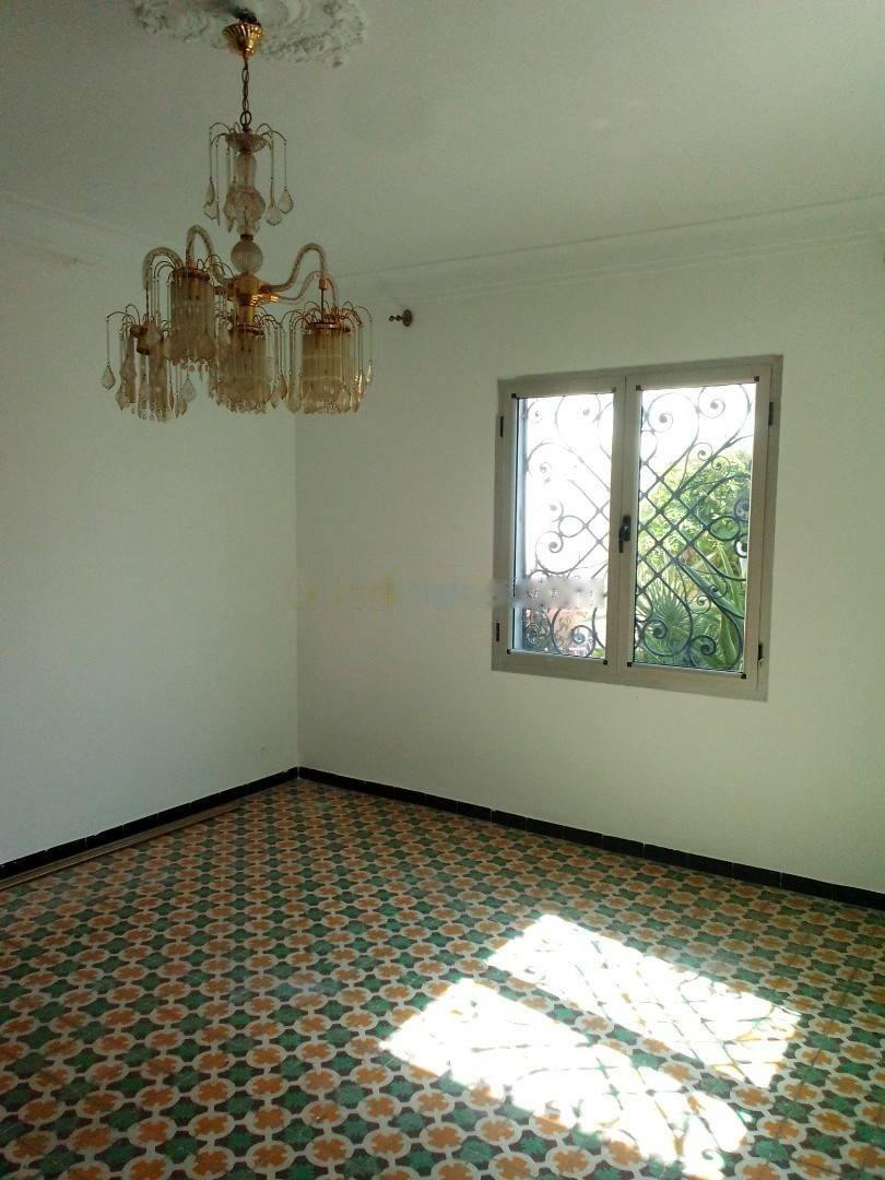 Location Villa F5 Djasr Kasentina