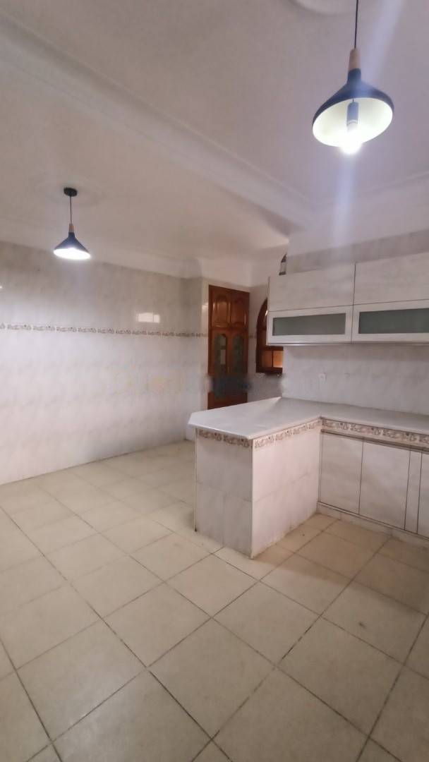 Location Niveau de villa F4 Draria