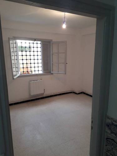 Location Appartement F5 Birkhadem