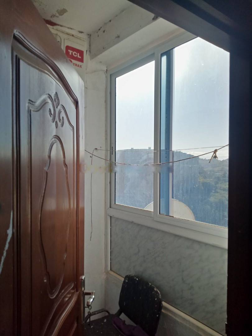 Location Appartement F4 Baba Hassen