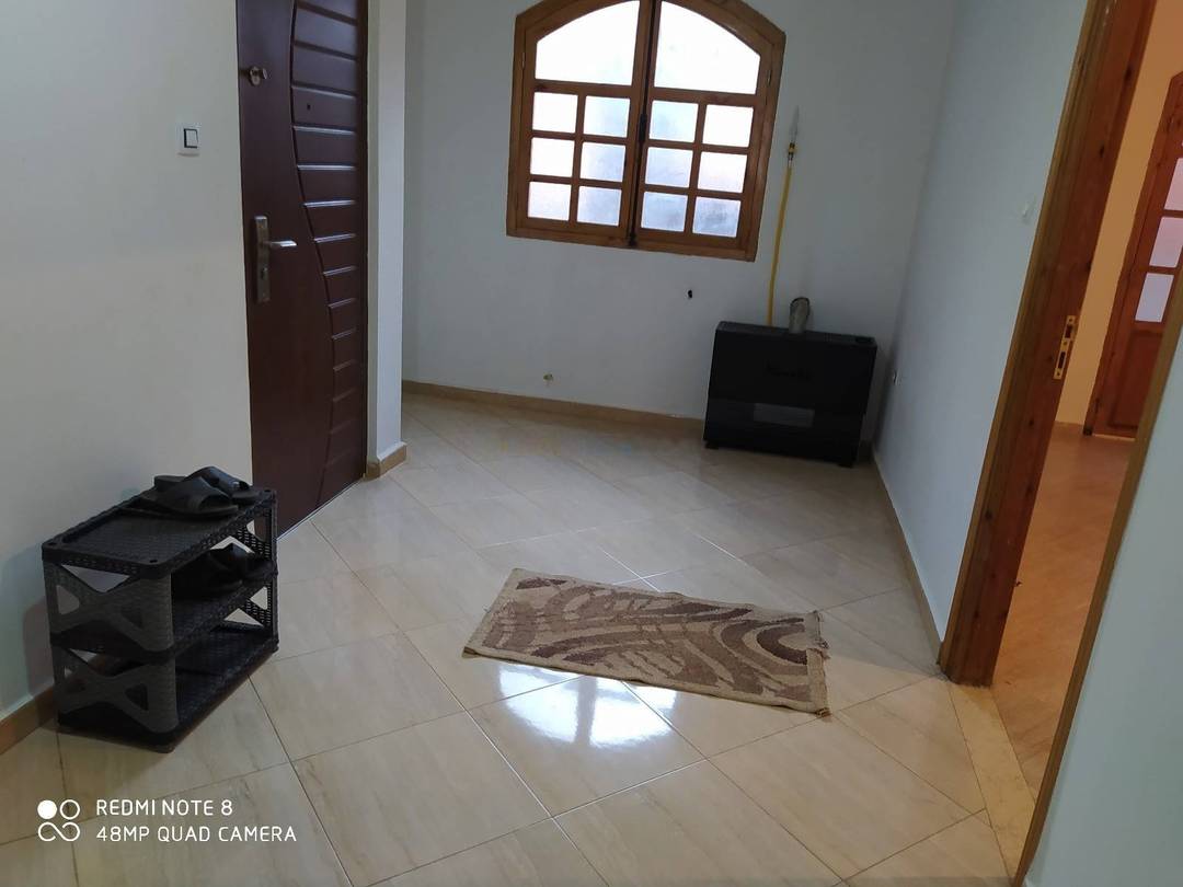 Location saisonnière Niveau de villa F3 Ain Benian