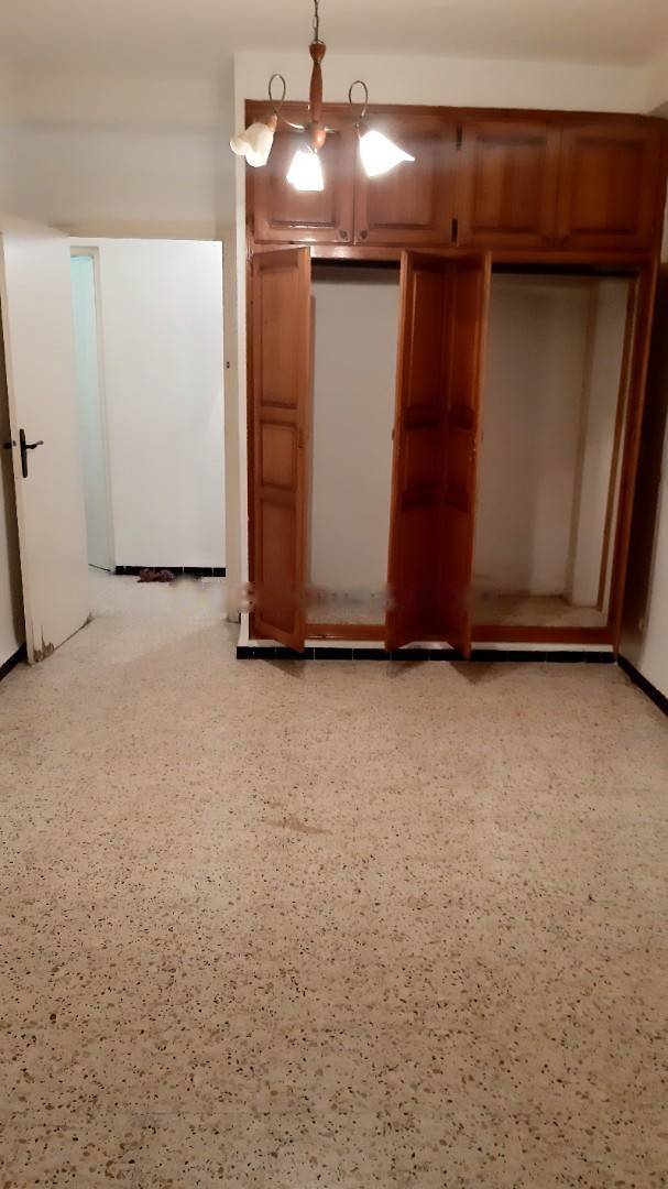 Location Appartement F3 Djasr Kasentina