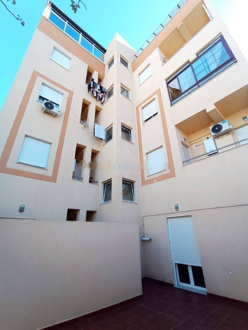 Location Appartement F4 El Harrach