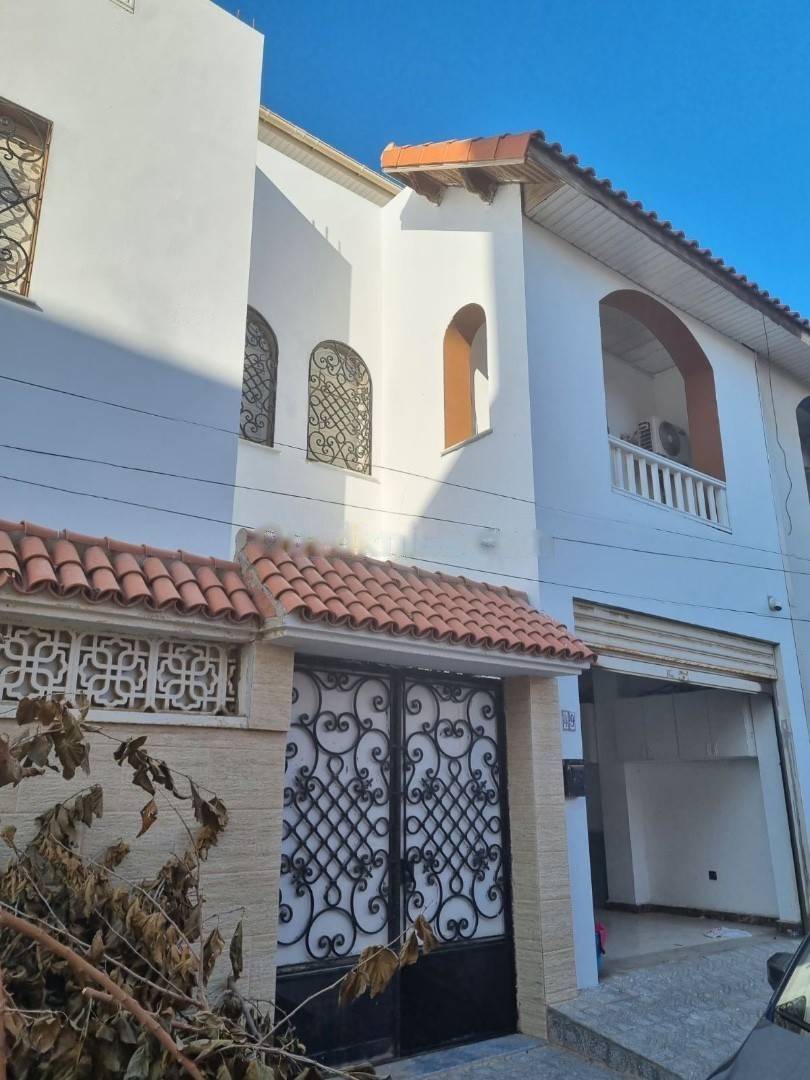 Vente Villa F8 Bordj El Bahri