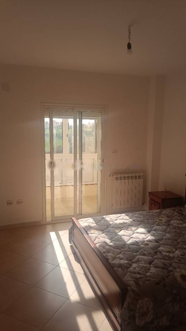 Location Appartement F3 Birkhadem