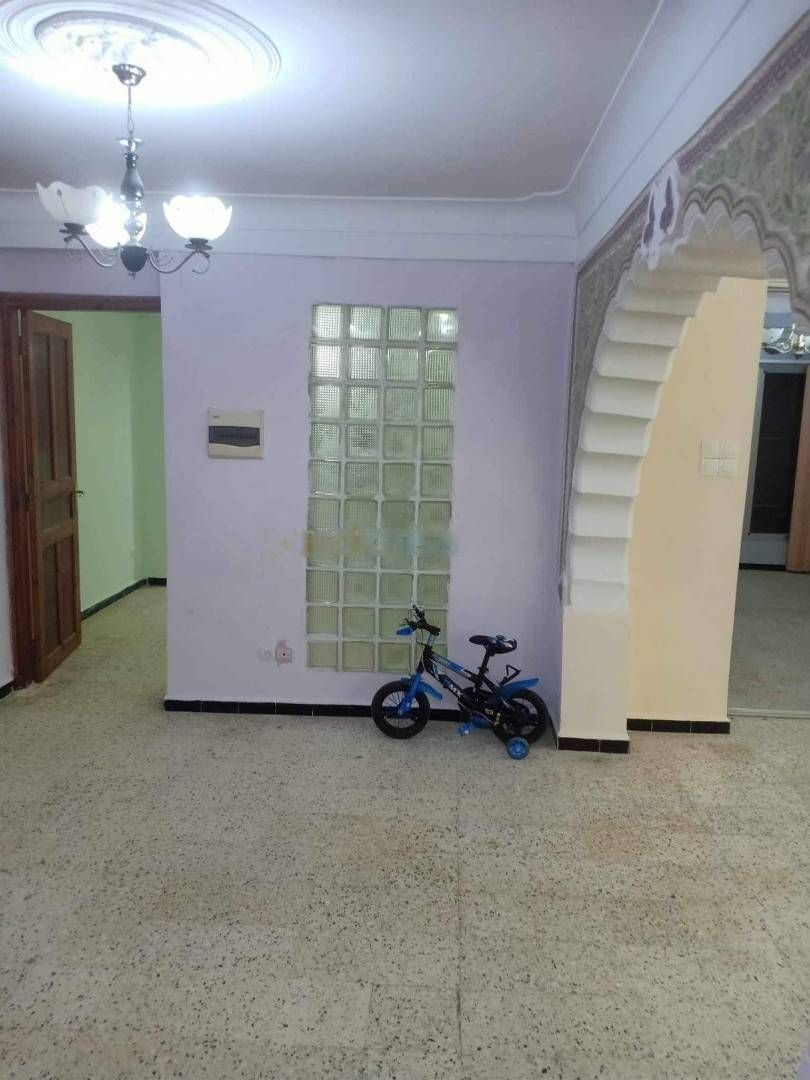 Location Appartement F3 Birkhadem