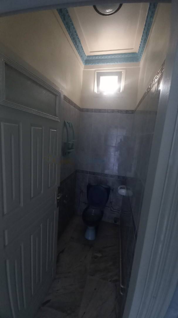 Location Niveau de villa F4 Bouzareah