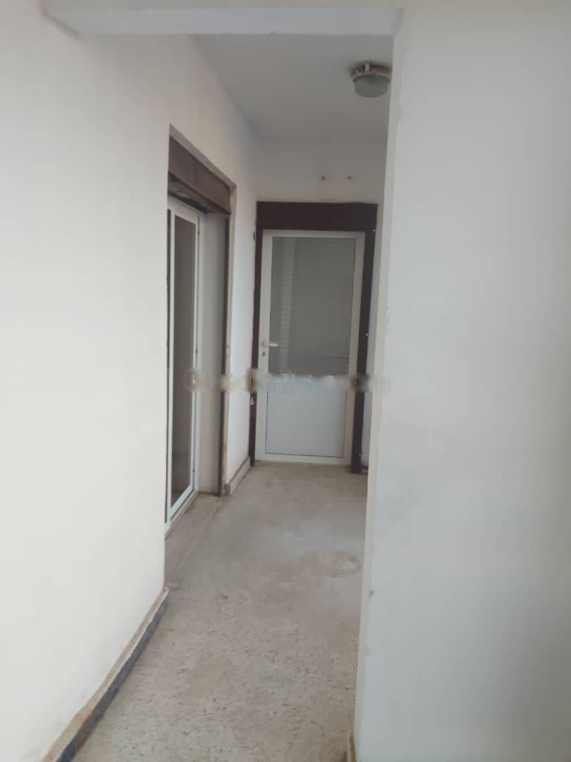 Location Appartement F4 Bir Mourad Rais