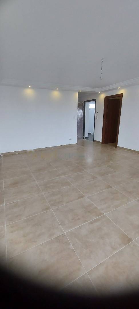 Location Appartement F3 Hydra