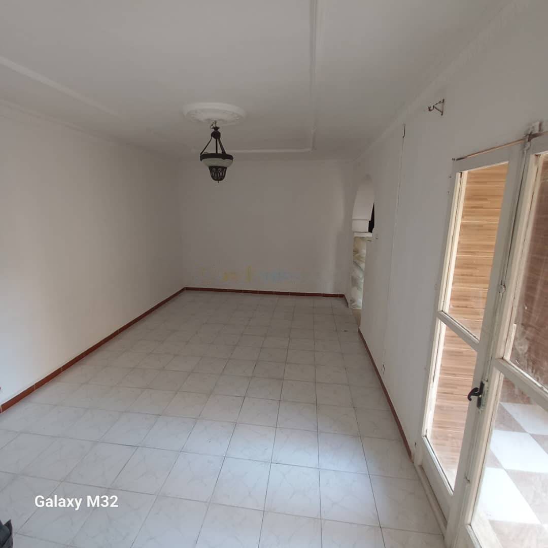 Location Niveau de villa F4 Bordj El Bahri