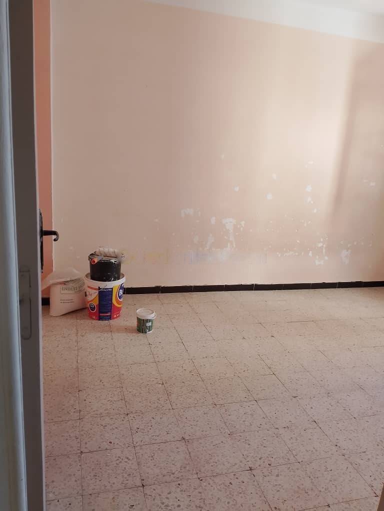 Location Appartement F3 Baba Hassen