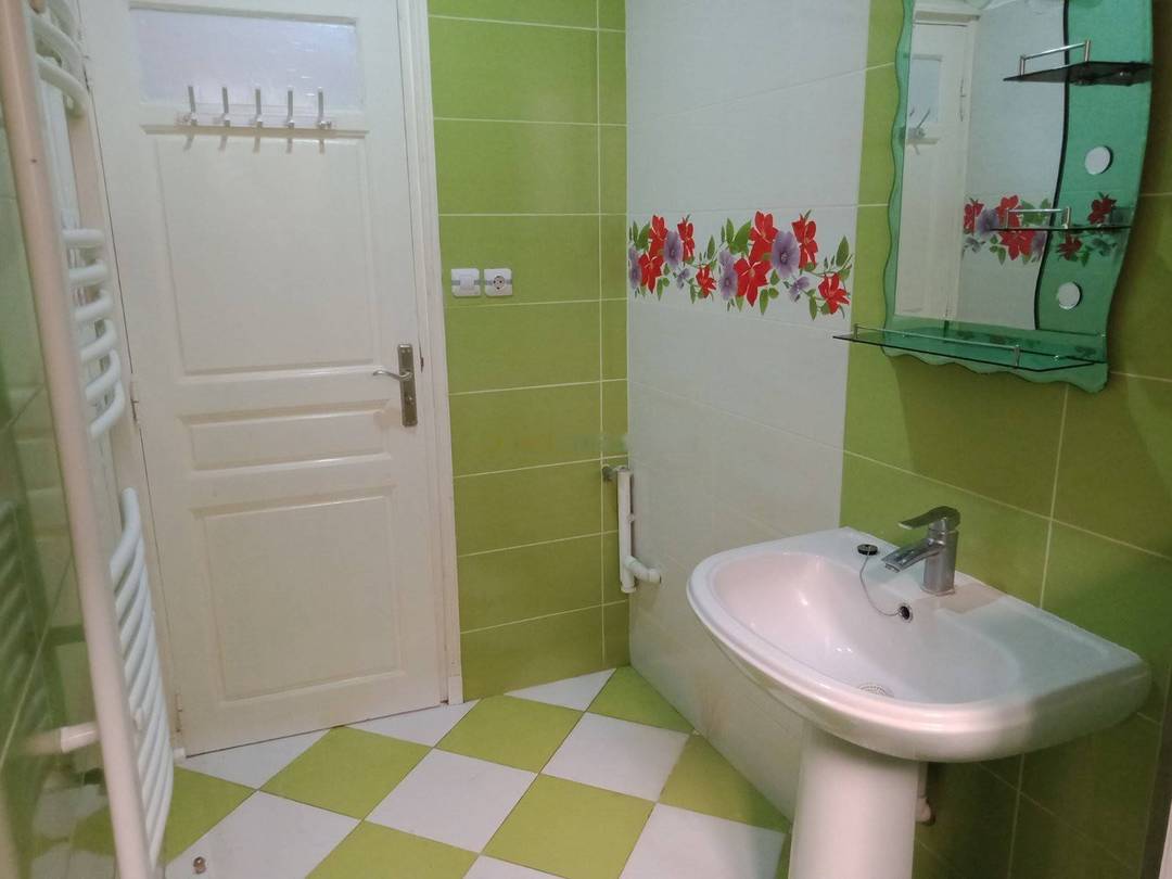 Location Niveau de villa F4 Bordj El Bahri