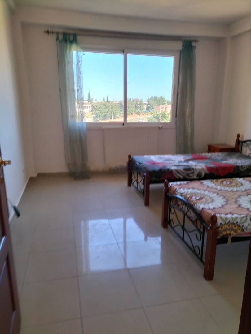 Location Appartement F04 El Achour