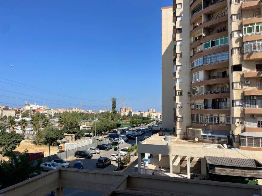 Location Appartement F3 Bab Ezzouar