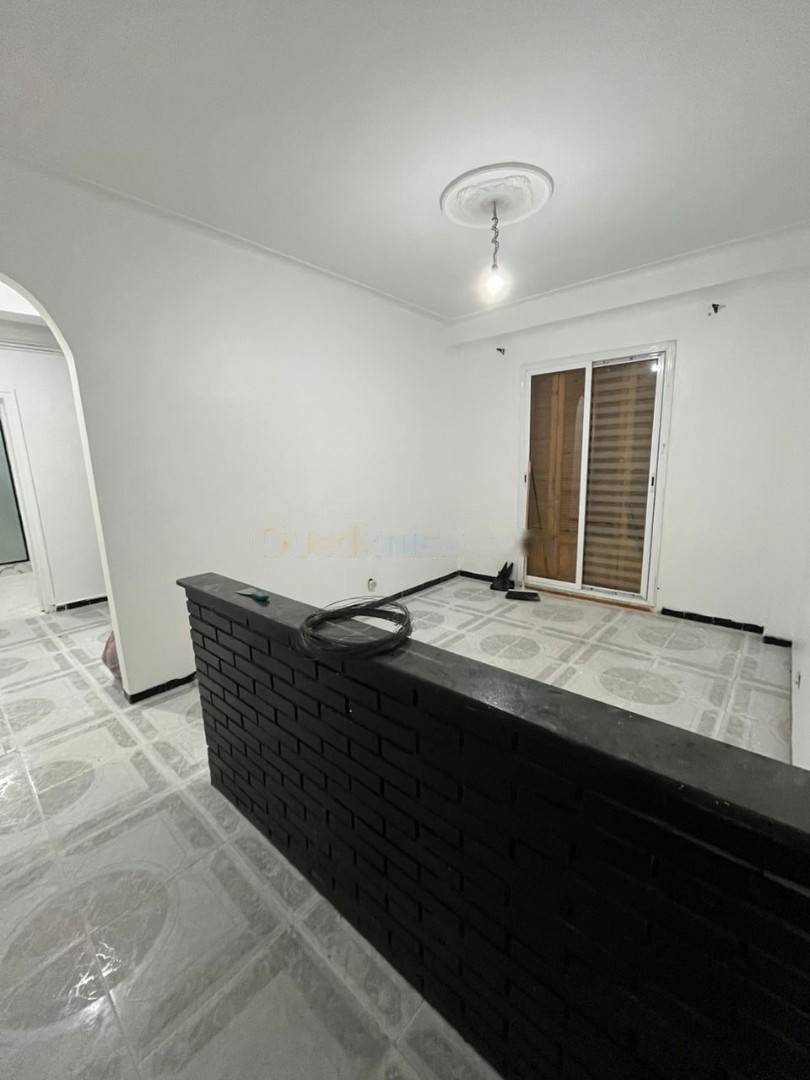 Location Appartement F2 El Achour