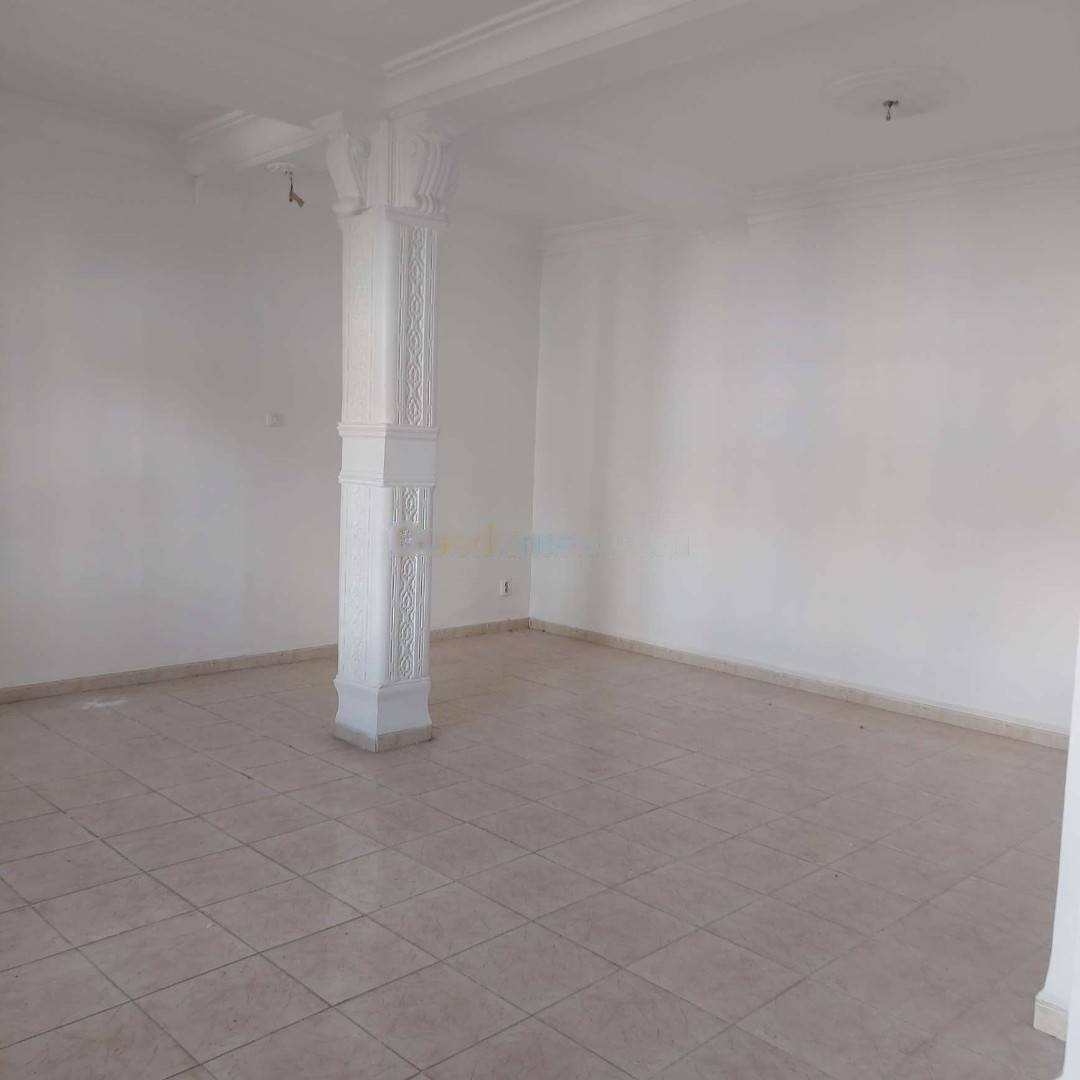 Location Appartement F3 Bab Ezzouar