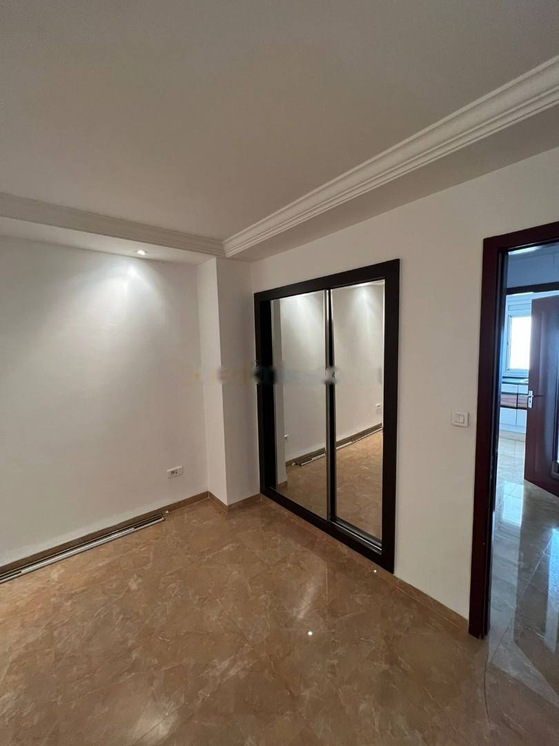 Location Appartement F5 Bir Mourad Rais