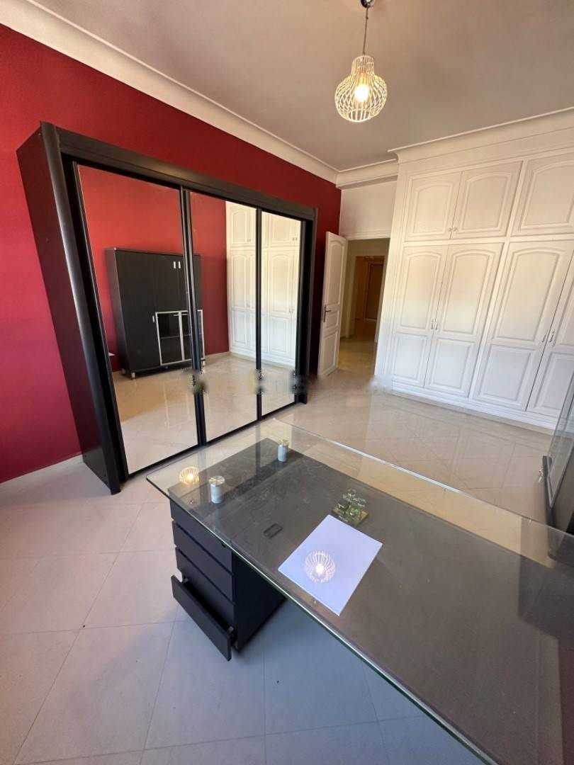 Location Appartement F4 Dely Ibrahim