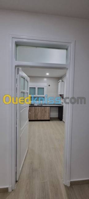 Location Appartement F4 Birkhadem