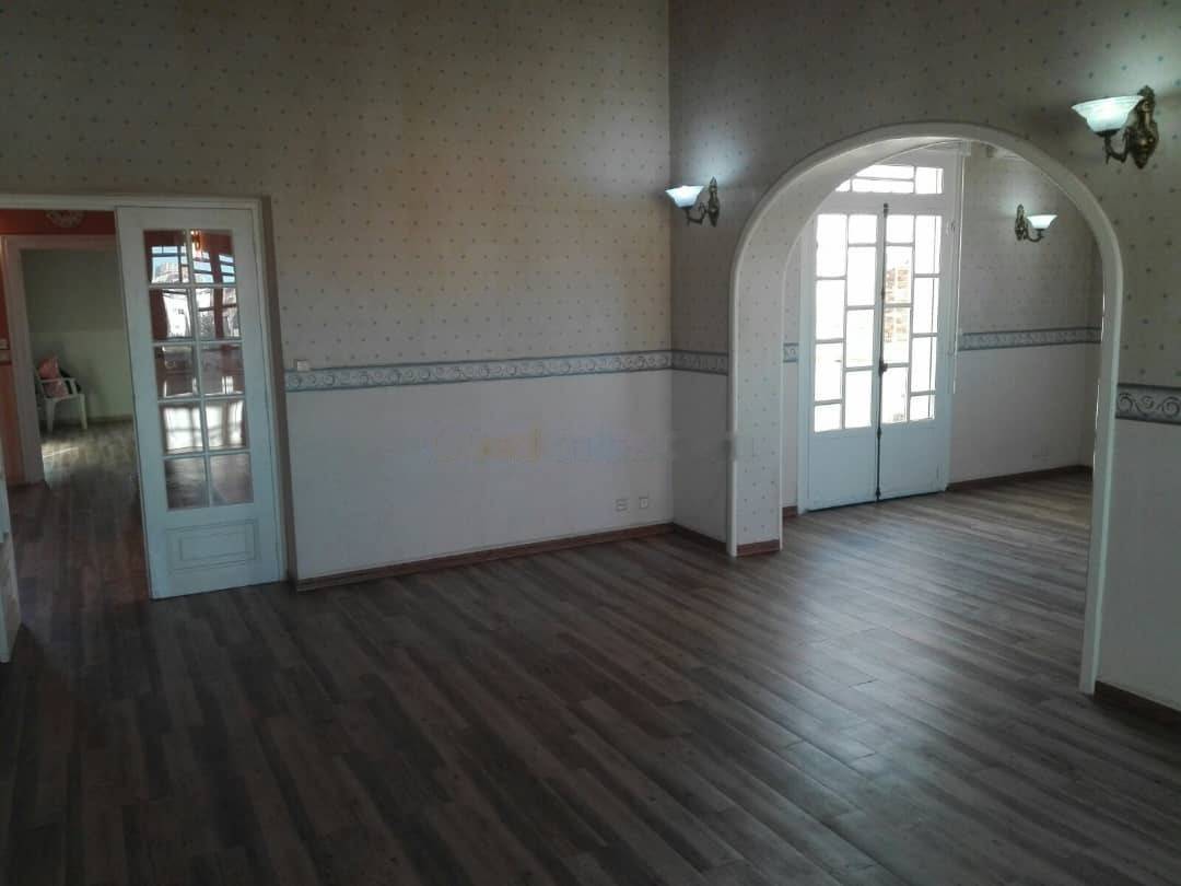 Location Villa Dely Ibrahim