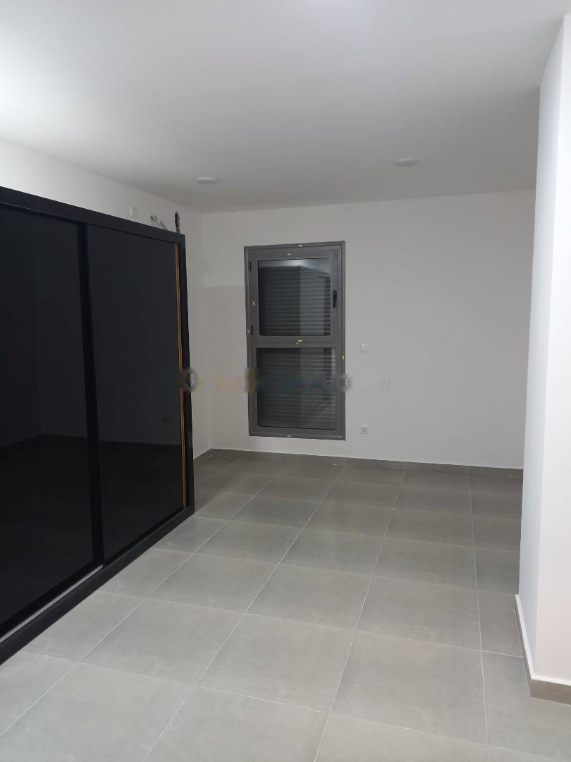 Location Appartement F4 Birkhadem