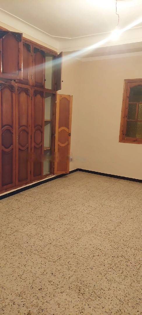Location Niveau de villa Djasr Kasentina