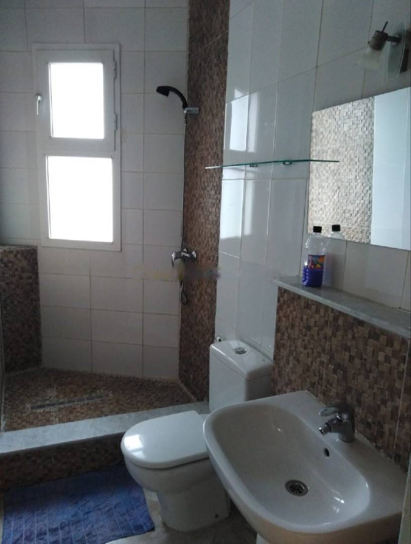 Location Appartement F2 Birkhadem