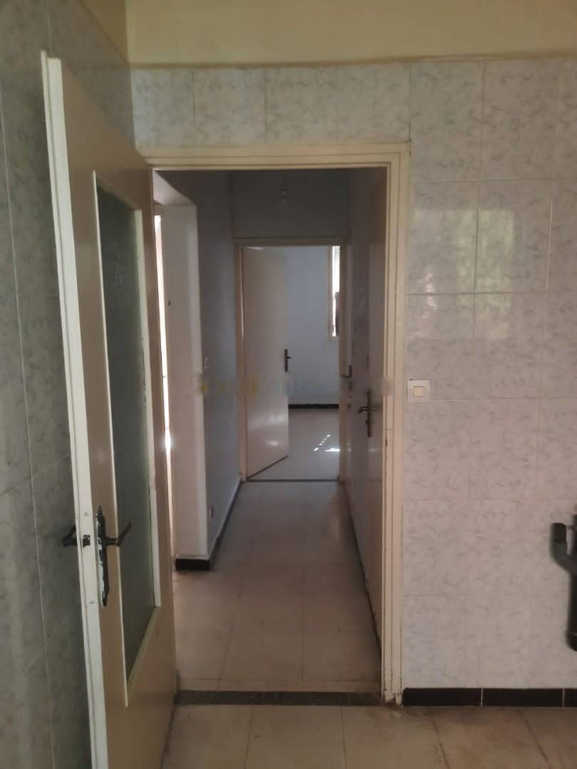 Location Appartement F3 Bab Ezzouar