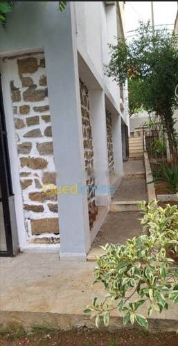 Location Niveau de villa F4 Kouba