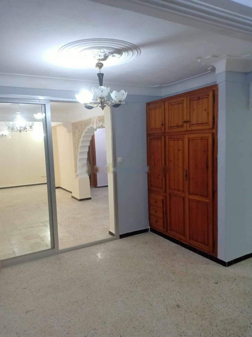 Location Appartement F3 Birkhadem