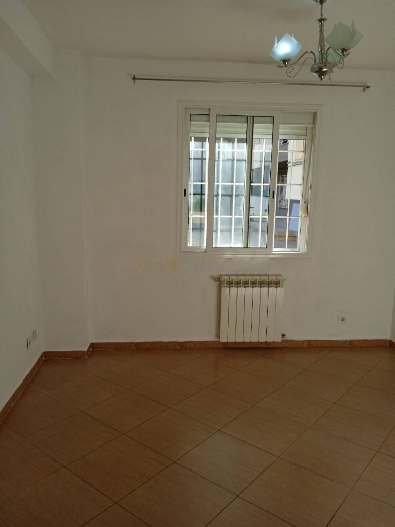 Location Appartement F3 Souidania