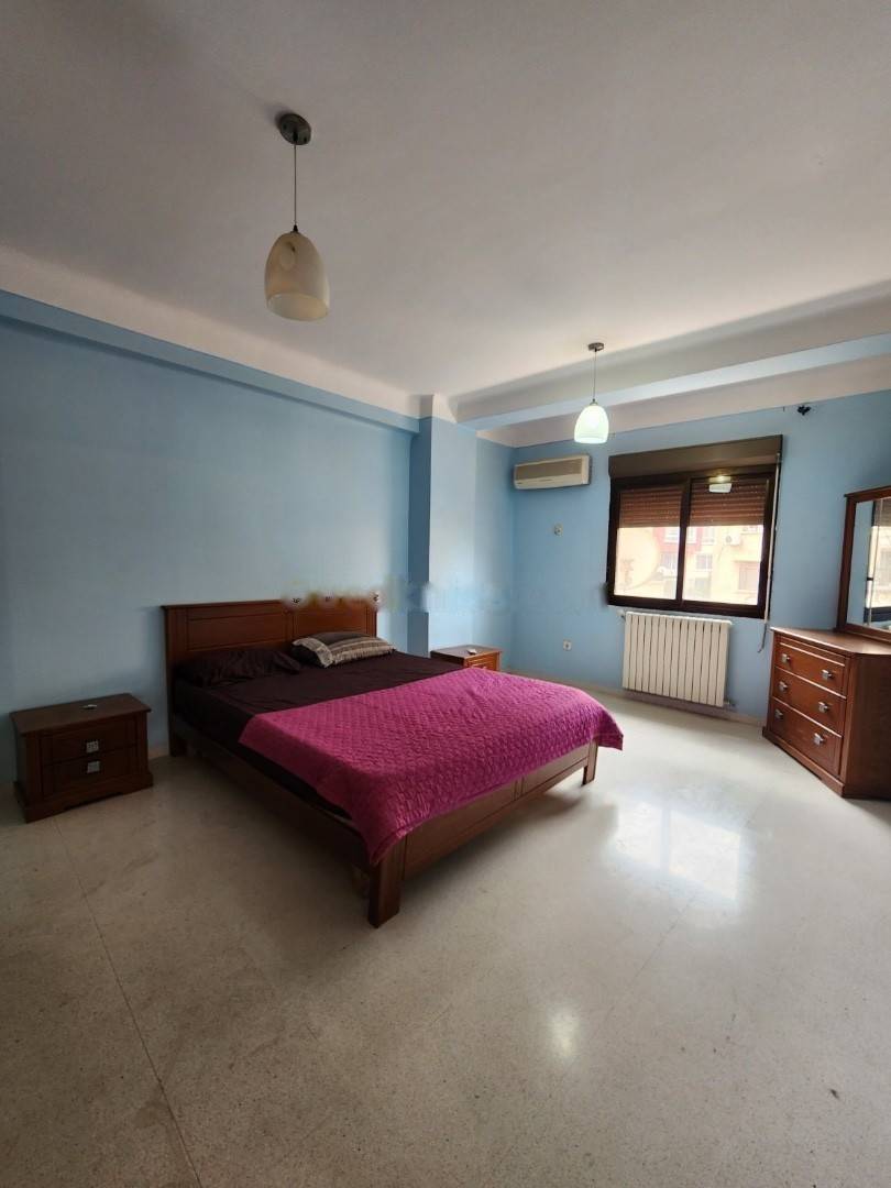 Location Appartement F4 Hydra