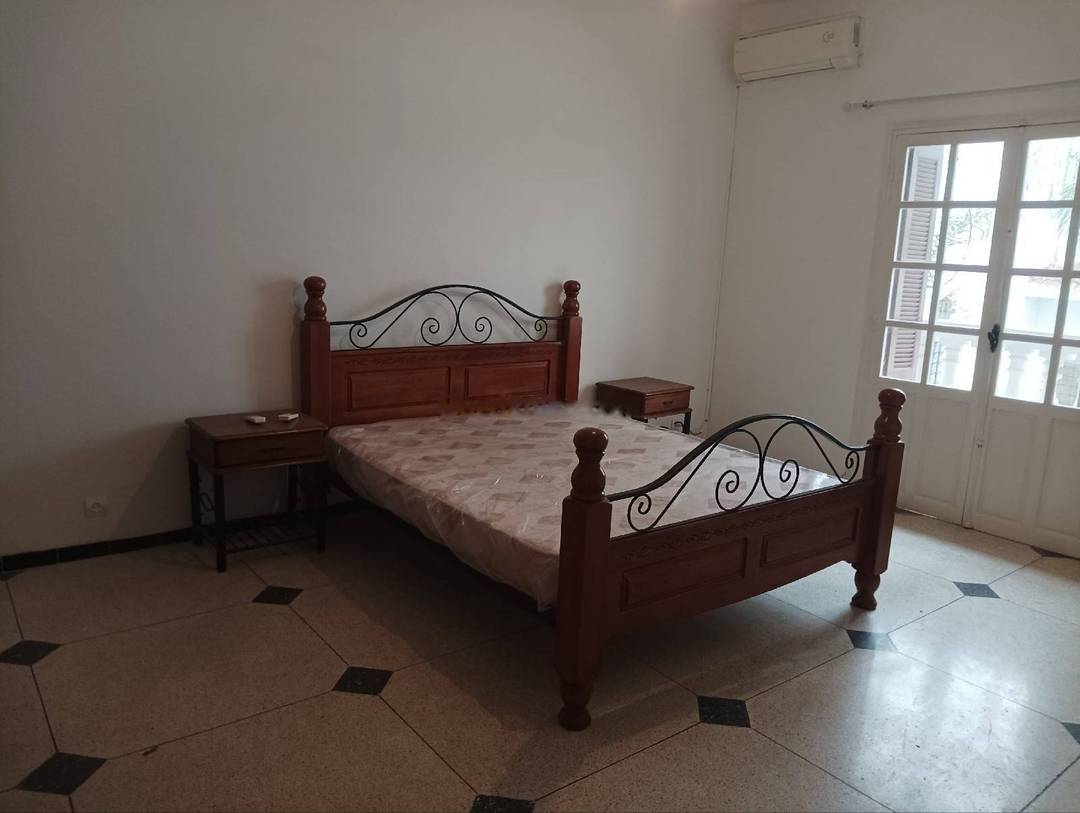 Location Niveau de villa F4 Ben Aknoun