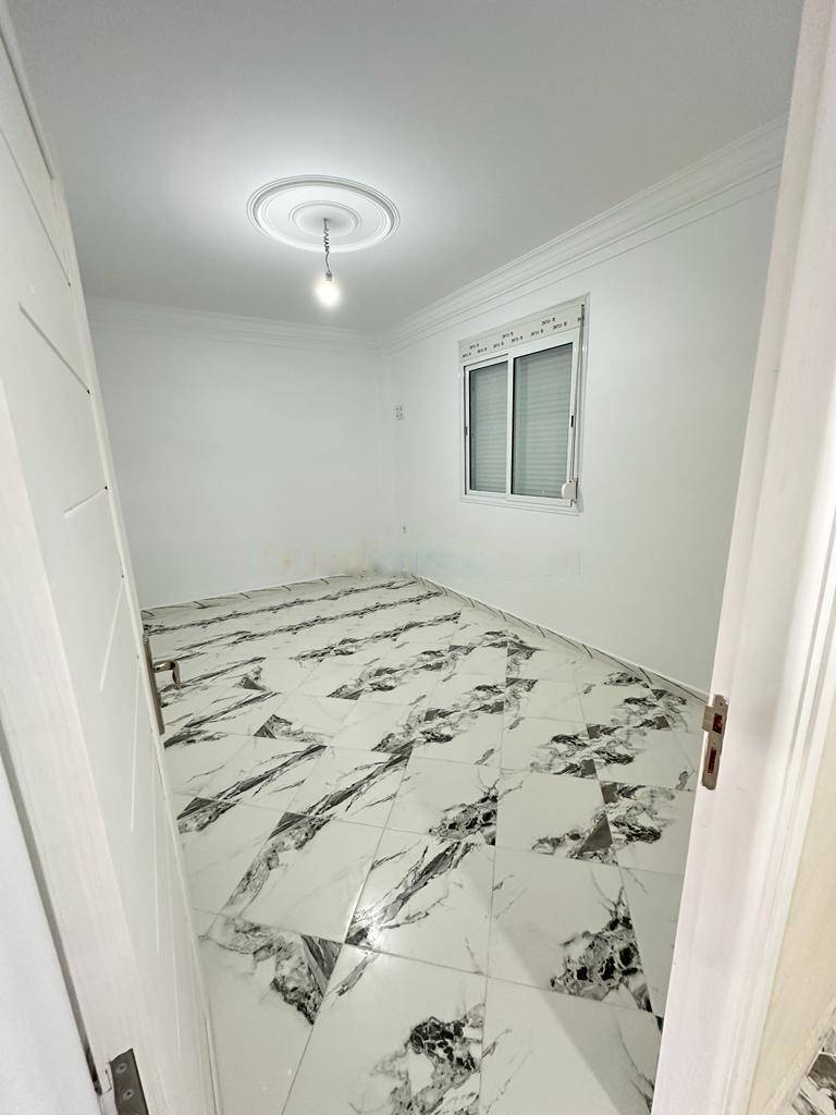 Location Appartement F3 Khraicia