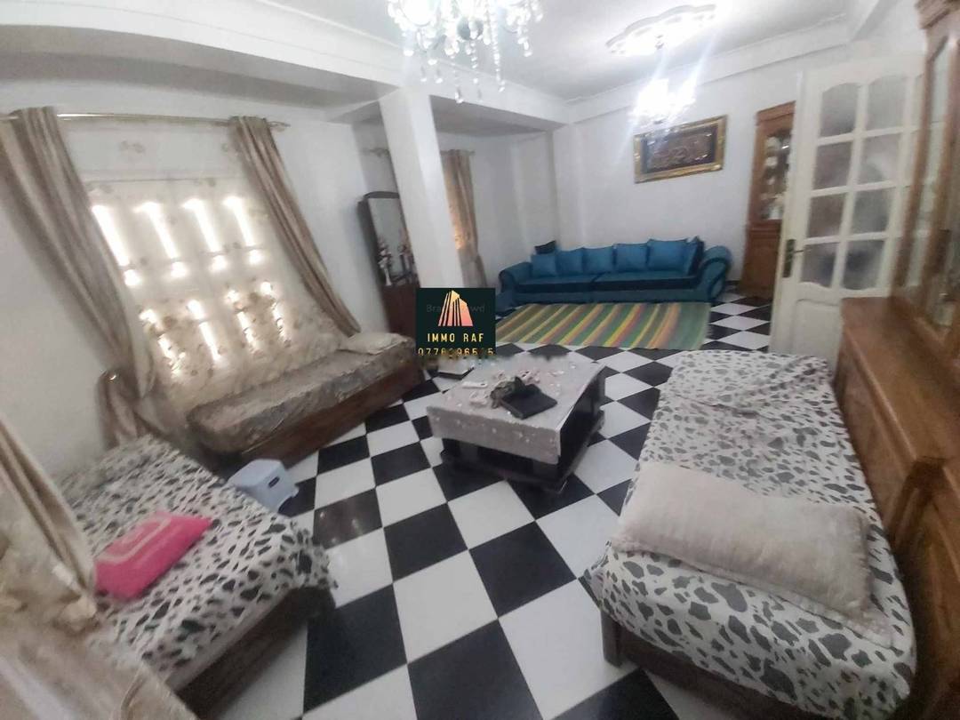 Vente Villa F11 Ouled Chebel