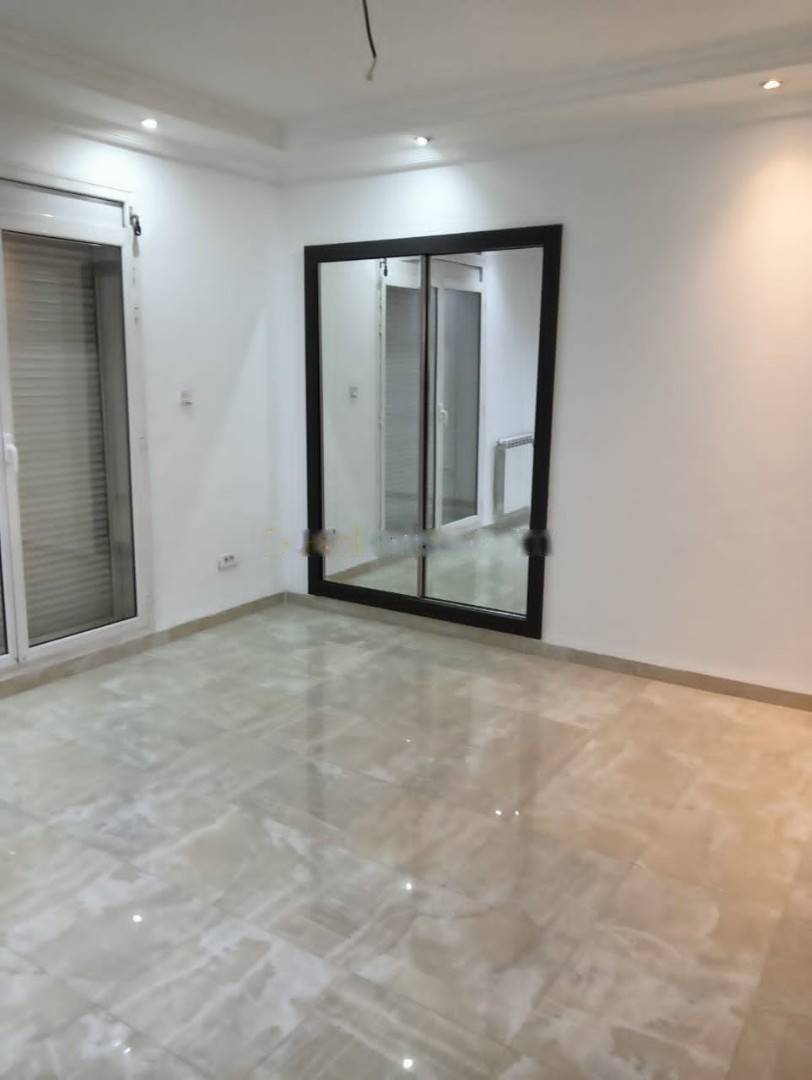Location Appartement F5 Bir Mourad Rais