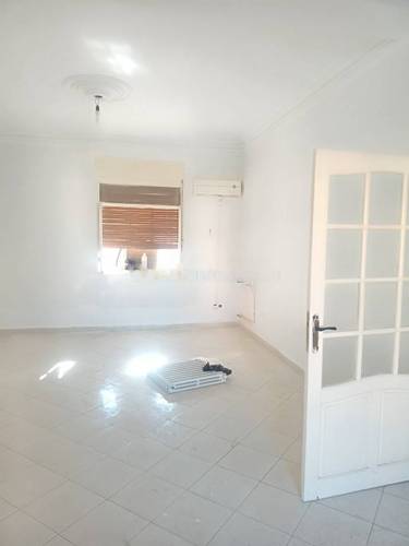 Location Niveau de villa F3 Bab Ezzouar