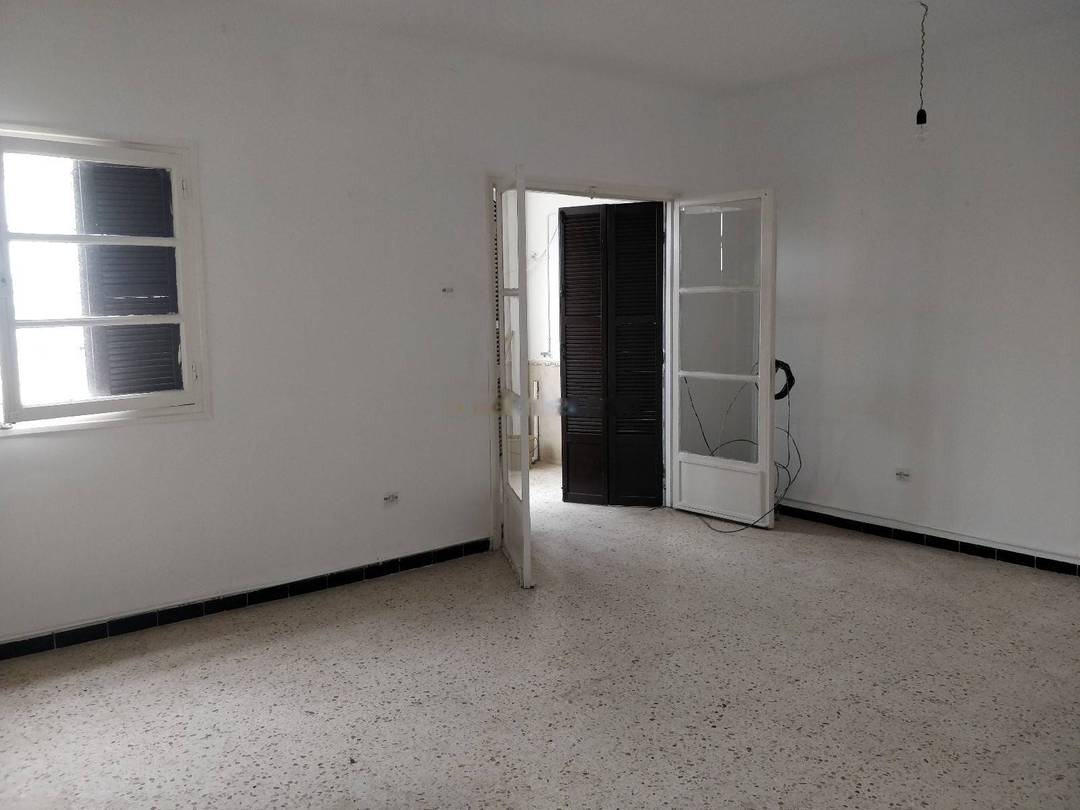 Location Appartement F4 El Achour