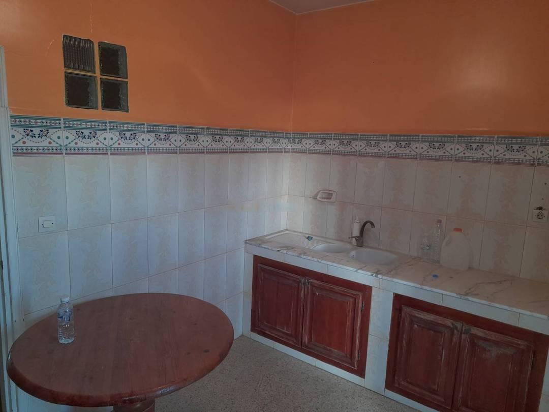 Location Niveau de villa F5 Djasr Kasentina