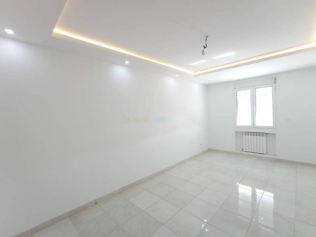 Location Appartement F4 Oued Smar
