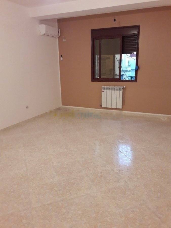 Location Appartement F4 Birkhadem