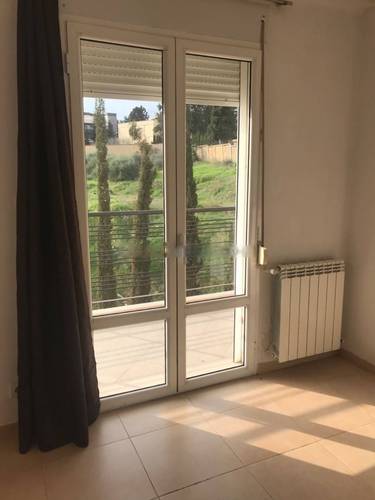 Location Appartement F4 Djasr Kasentina