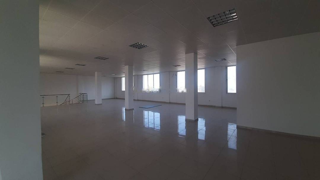 Location Local Dely Ibrahim