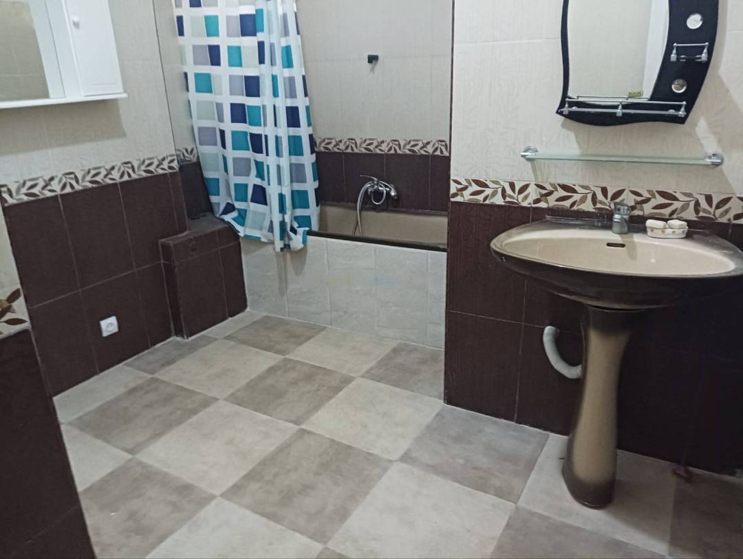 Location Niveau de villa F4 Ben Aknoun
