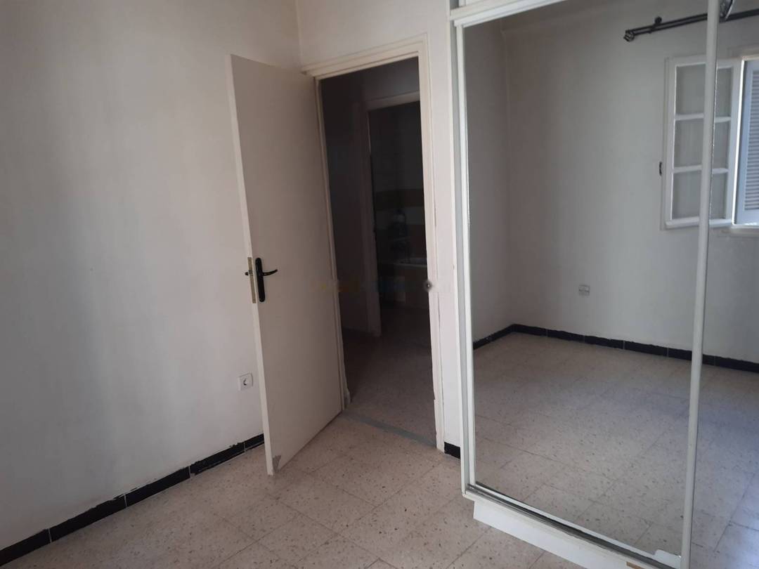 Location Appartement F3 Baba Hassen