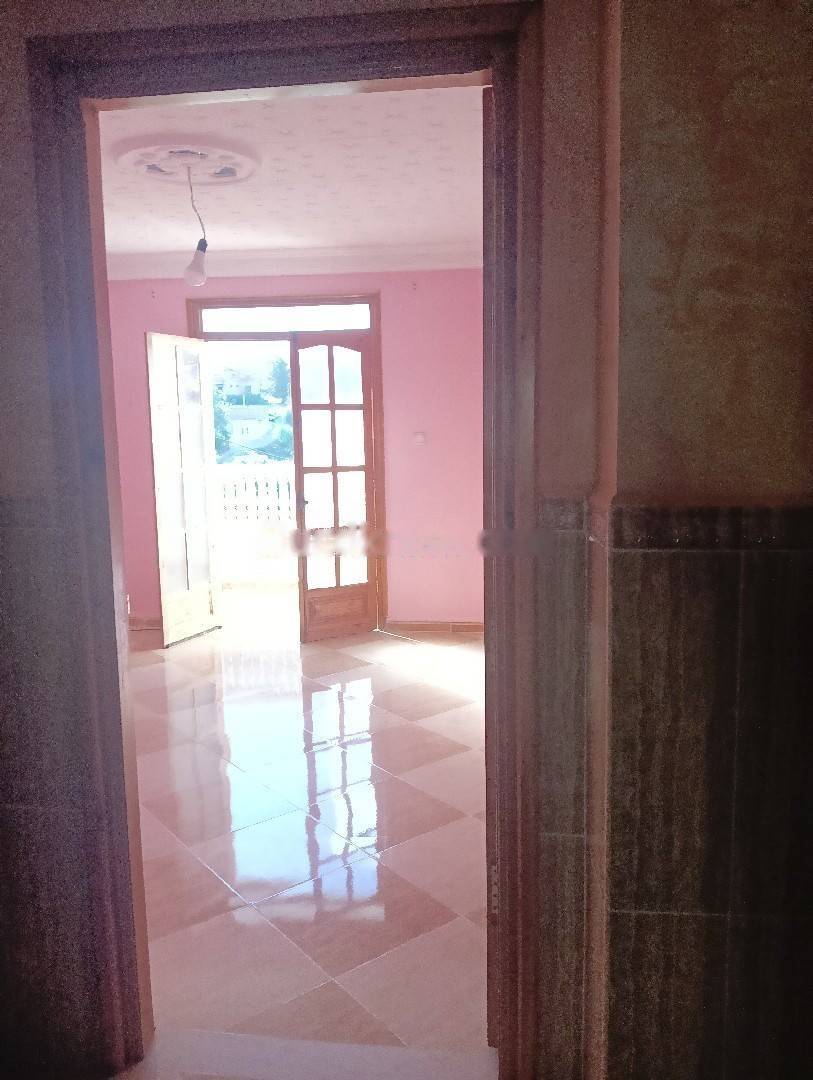 Location Niveau de villa F3 Djasr Kasentina