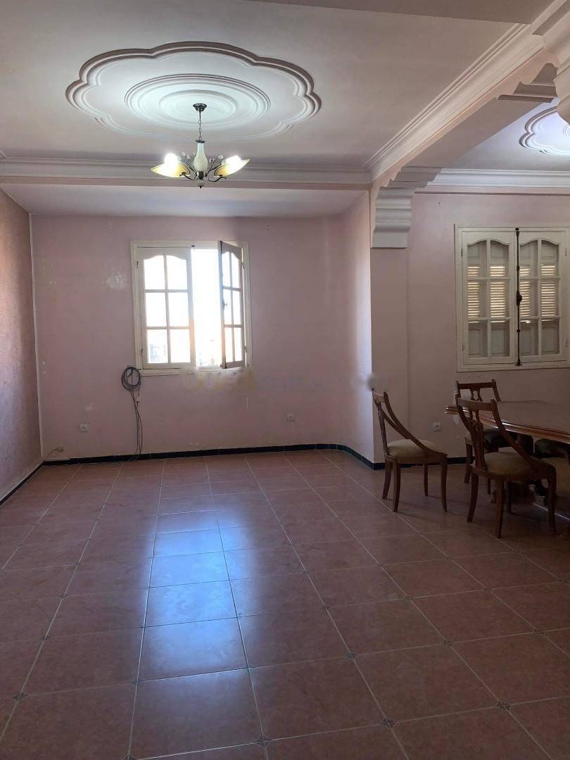 Location Niveau de villa F6 Bordj El Bahri