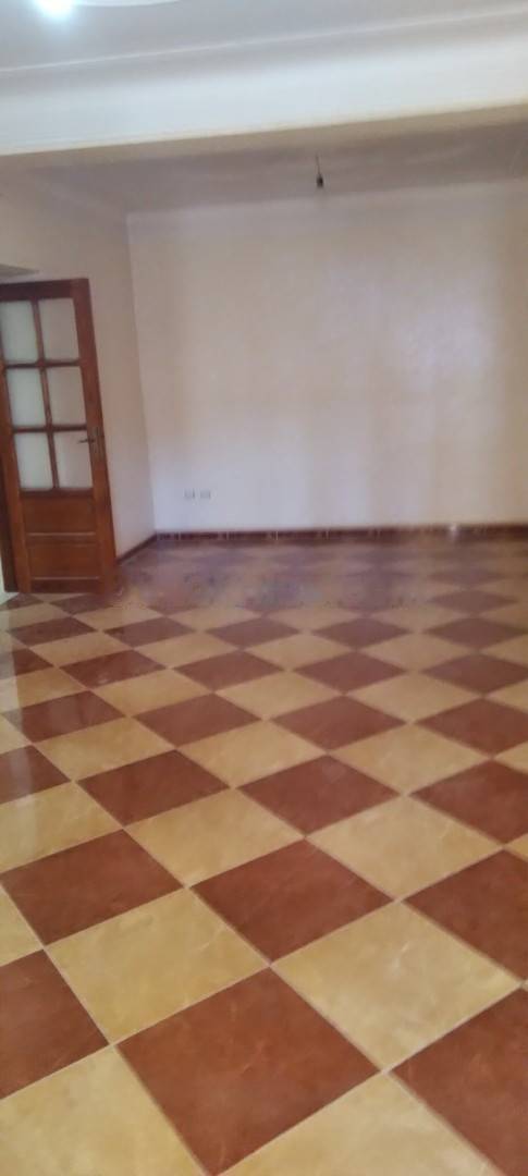 Location Appartement F4 Ain Taya