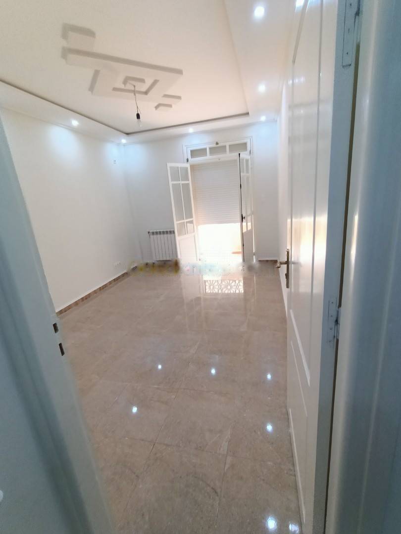 Location Appartement F3 Bir Mourad Rais